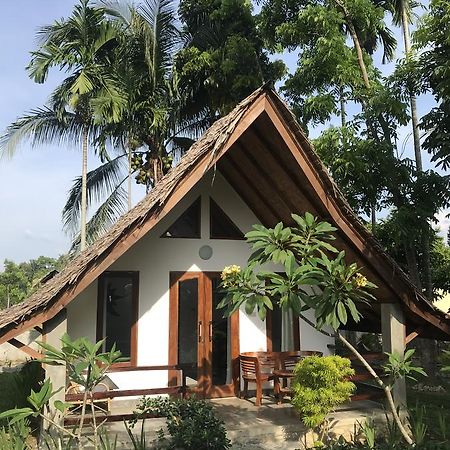Villa Paradise Букит-Лаванг Экстерьер фото